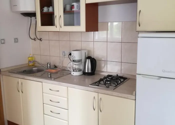 아파트 Blue House *