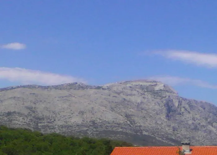 아파트 Blue House